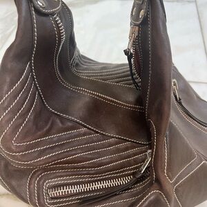 Tods vintage purse stunning!